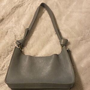 Madewell Elegant Gray Shoulder Bag